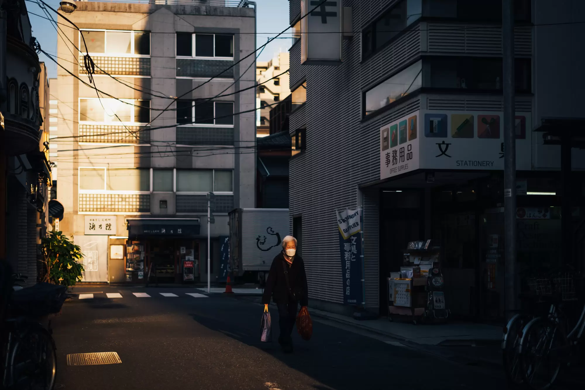 冬日的温暖的光