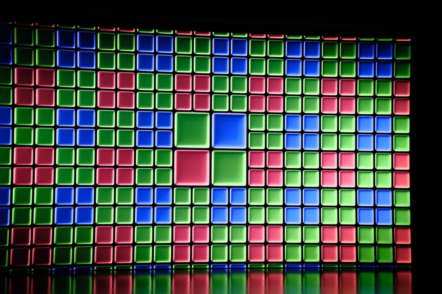 20230912184255376 苹果发布 6.1/6.7 英寸 iPhone 15 标准机型,起售价 799/899 美元