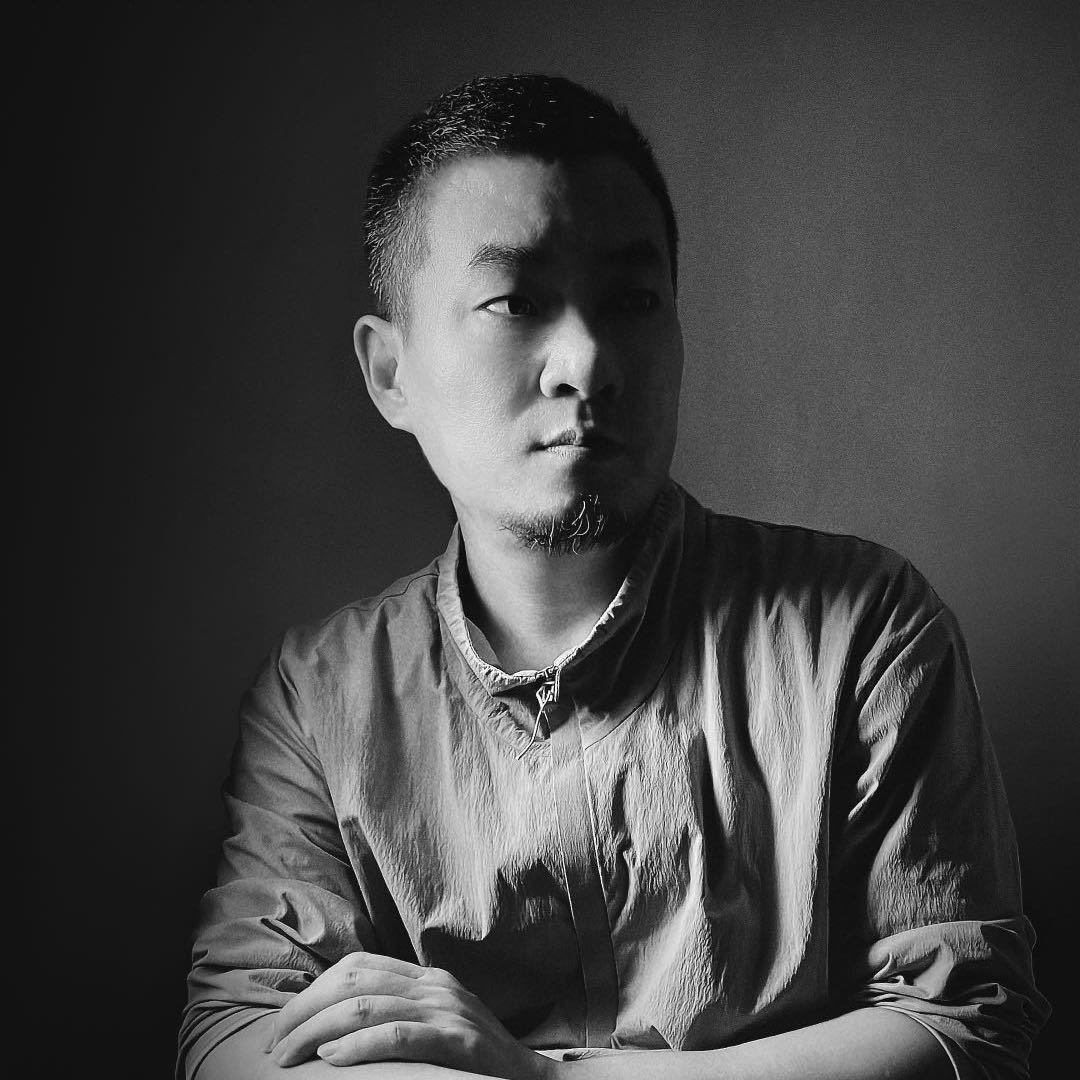 HU：– DESIGN STUDIO